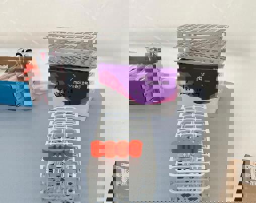 Test PCR na SARS CoV-2 je možné znovu absolvovat v mobilní buňce SPADIA LAB u Žlutých lázní v Praze-Podolí